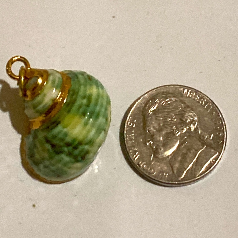Seashell with gold edges - Picture 3 of 4